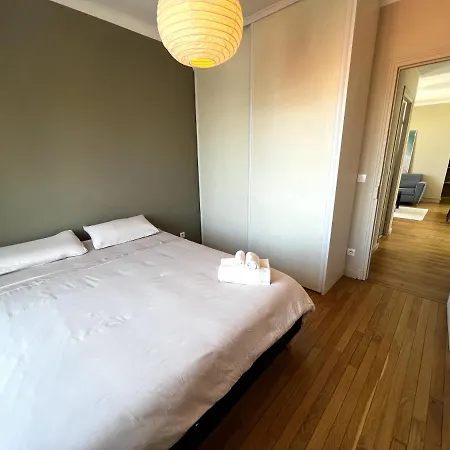 The Elegant - Sunny & Quiet - Near Bastille Apartment *