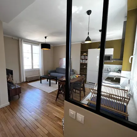 The Elegant - Sunny & Quiet - Near Bastille Apartment